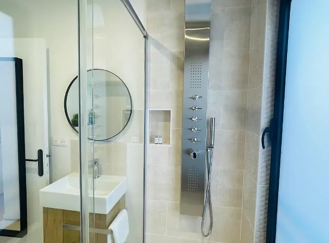 L'entre-deux * أونفلور