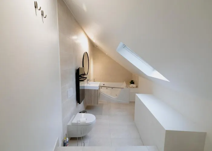 L'entre-deux Apartment *